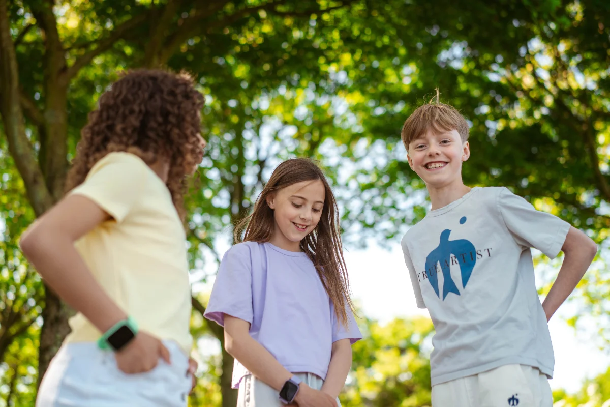GPS-horloge of smartphone? Zo help je je kind veilig en zelfstandig op weg
